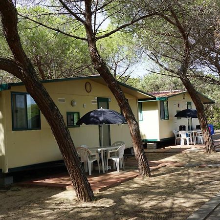 Camping Baia Paradiso Бадеси Экстерьер фото